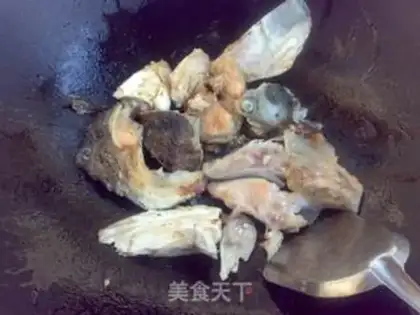 Make Soy sauce and fish head step 4