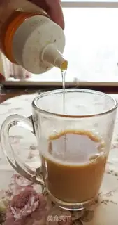 Make Homemade milk tea step 2