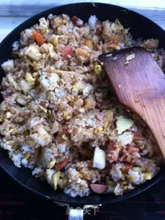 Make The seafood is fried step 5
