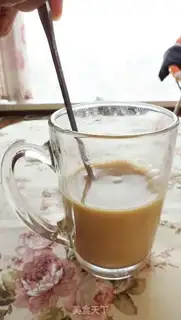 Make Homemade milk tea step 3