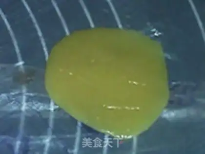 Make Change the ham mooncake step 4