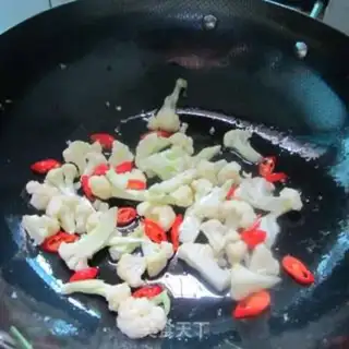 Make Sausage cut flowers step 4
