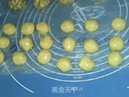 Make A pine rose step 10