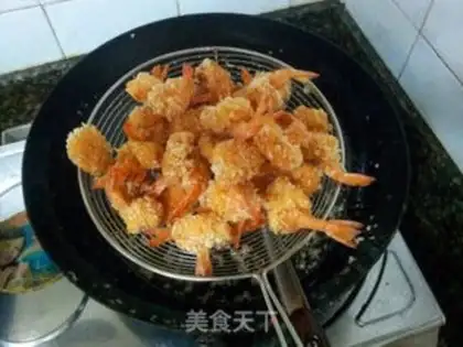 Make Pixie-tail shrimp ball step 9