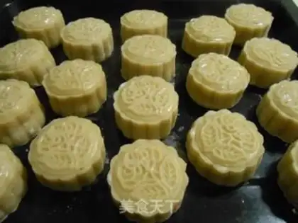 Make White bean mooncake step 5
