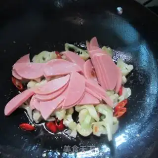 Make Sausage cut flowers step 6
