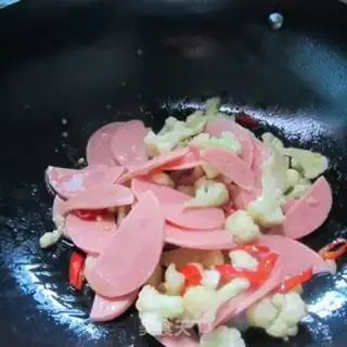 Make Sausage cut flowers step 7