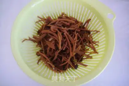 Make Tea mushrooms and scavenging bamboo step 3