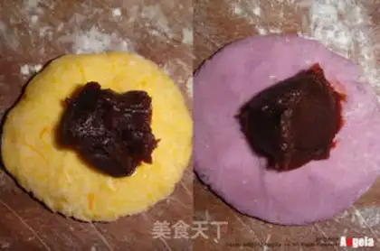 Make Colored bean sandbag step 3