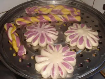 Make Purple bouquets step 10