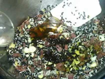 Make Black sesame ham mooncake step 2