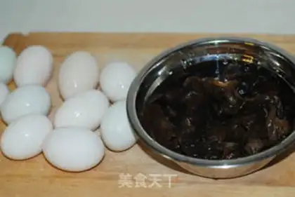 Make Eggs step 0