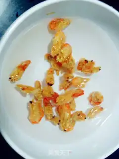 Make Shrimp doll soup step 1