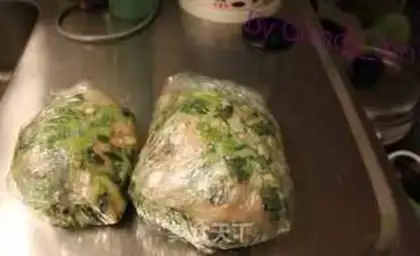 Make Fried pork elbow step 1