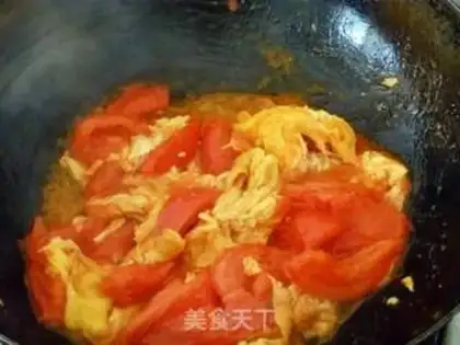 Make Tomato egg noodles step 5