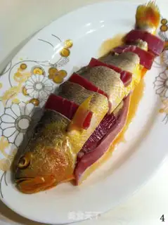 Make Ham steamed yellow fish step 3
