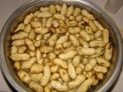 Make Salt-water peanuts step 1