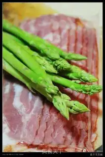 Make Bacon rolls step 0