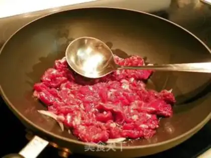 Make Onion fried willows step 1