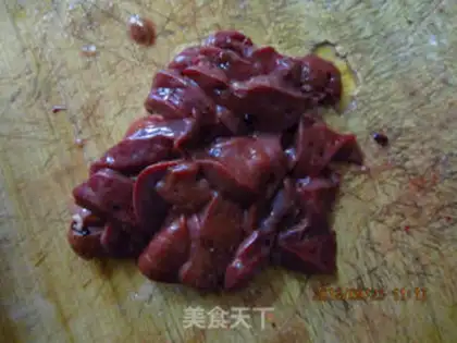 Make Double-coloured chicken liver step 1
