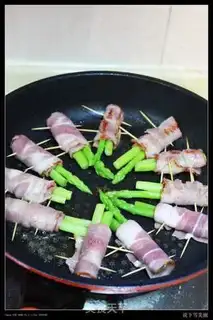 Make Bacon rolls step 6
