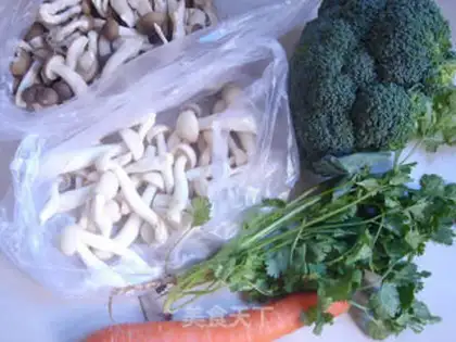Make Twin mushrooms and broccoli step 0