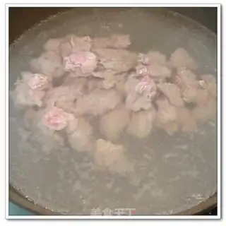 Make radish crotch soup step 1