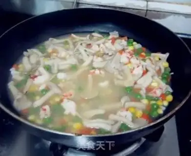Make Mushroom pea shrimp soup step 12