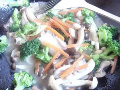 Make Twin mushrooms and broccoli step 9