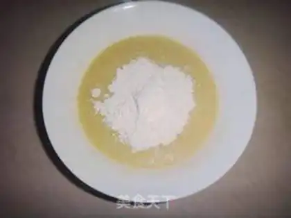 Make Egg banana roll step 4