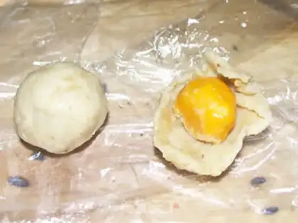 Make Five ice cream mooncakes step 5