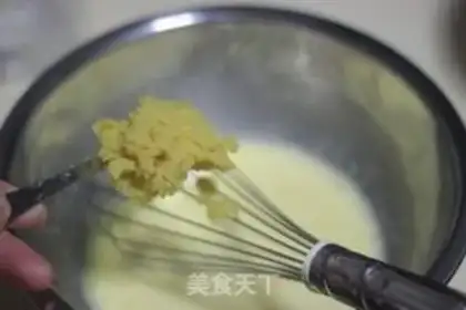 Make A melon cake roll step 7