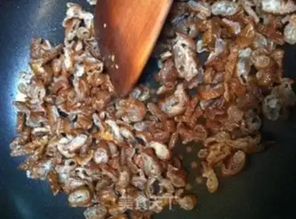 Make Pry pepper fried sausage step 4