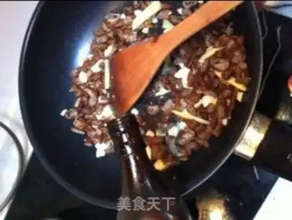 Make Pry pepper fried sausage step 6
