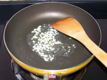 Make Red chicken wings step 4