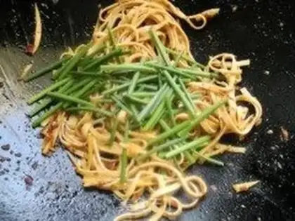 Make Hot sauce and tofu skin step 5