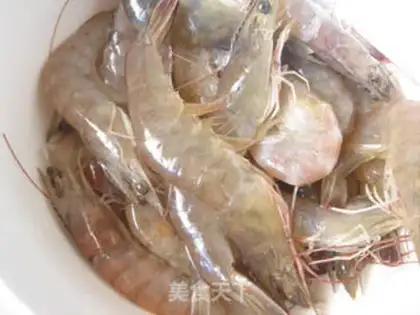 Make Tomato shrimp step 0
