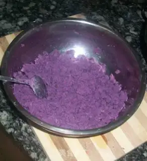 Make Potato sesame sugar bag step 1