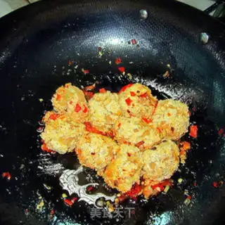 Make Red burning lion head step 13