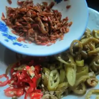 Make Spicy rice noodles step 0