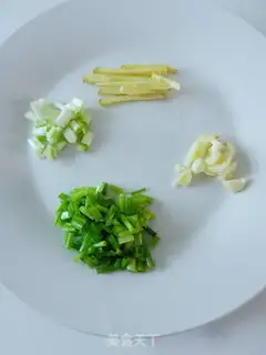 Make Spicy chicken tofu step 1