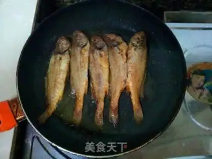 Make Fried plumfish step 4