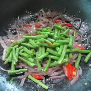 Make Onions and beans step 9