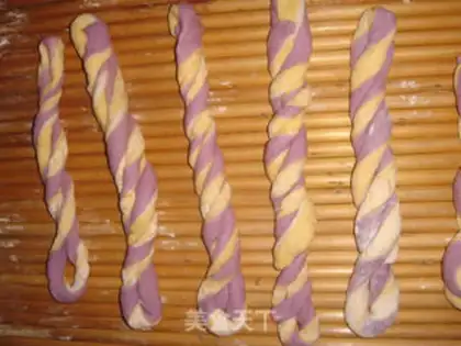 Make The rainbow vaffle step 9