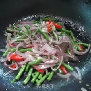 Make Onions and beans step 10