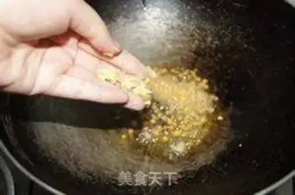 Make Garlic on back shrimp step 2