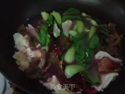 Make Red mushroom egg soup step 4