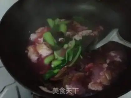 Make Red mushroom egg soup step 5