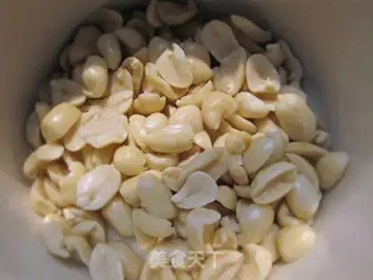 Make Peanut soup step 4