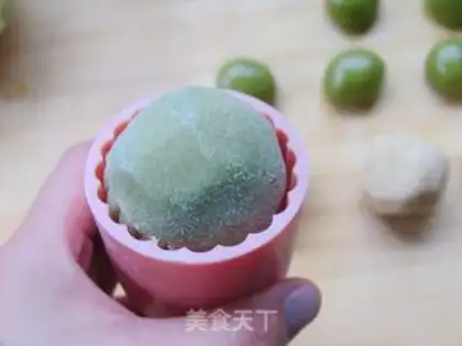 Make ♪ Taste the bean moon cake ♪ step 12